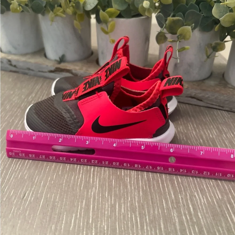 Nike‎ Flex Runner shoes kids 6.5